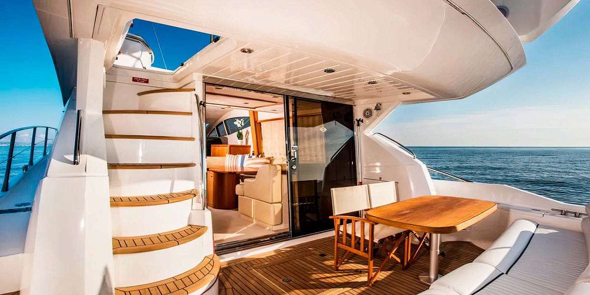 Аренда моторной яхты Sunseeker 52 на Миконосе, Греция